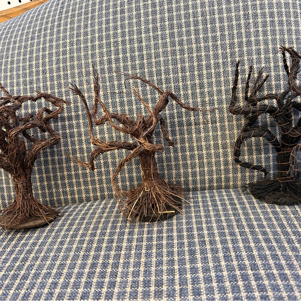 Decorative trees - Picture 5 of 5